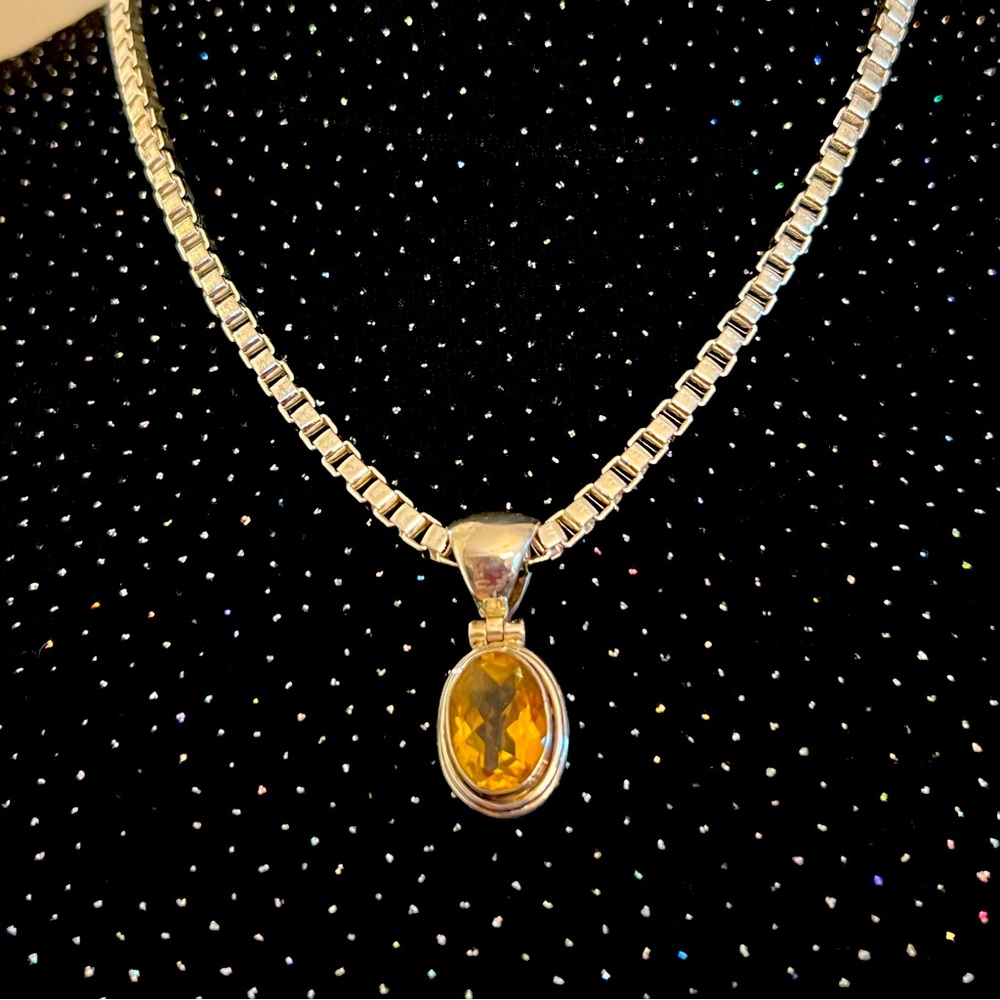 925 Sterling 18” Box Chain w/Topaz-like Stone Embellishment, Claw Clasp NWOT